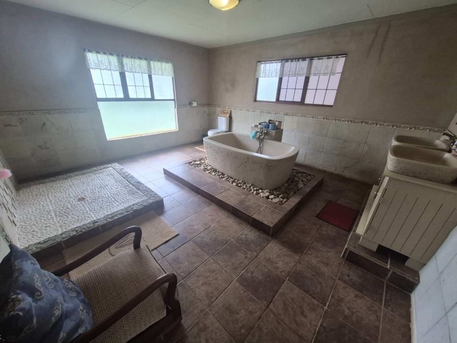 10 Bedroom Property for Sale in Mooinooi North West